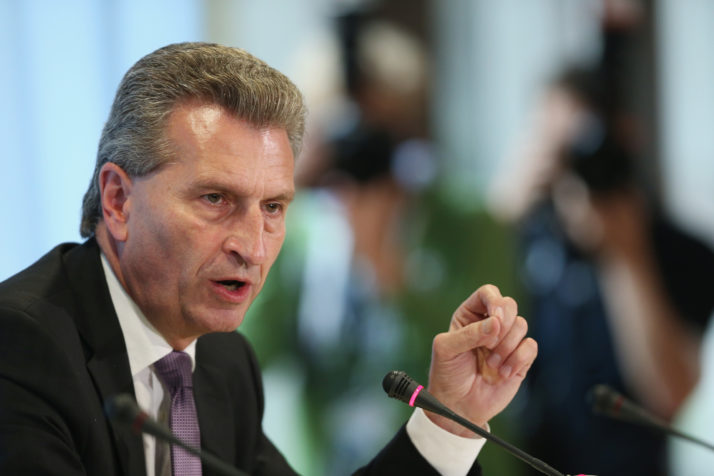 Günther Oettinger 1a Sean Gallup Getty Images