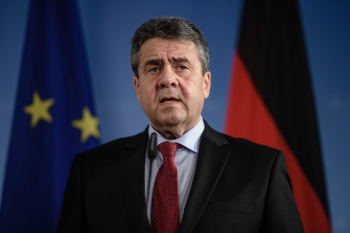 epa06396772 German Foreign Minister Sigmar Gabriel speaks during a joint media statement with Regional Kurdistan Government Prime Minister Nechirvan Barzani (not in picture) prior to their meeting in Berlin, Germany, 18 December 2017. Gabriel and Barzani met for bilateral talks. EPA-EFE/CLEMENS BILAN